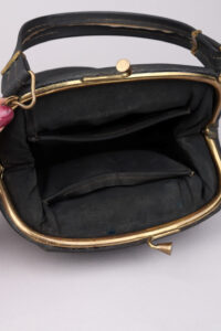 1940s Black Gold Kiss Lock Closure Bag - Afbeelding 9