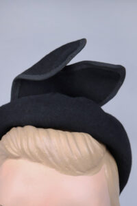 1950s Black Wool Felt Hat - Image 2