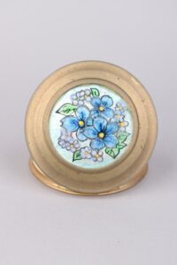Vintage Enamel Forget-Me-Not Powder Compact - Image 4