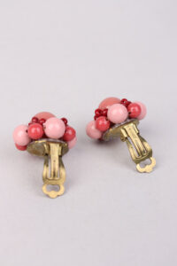 Vintage Dusty Pink & Red Cluster Clip Earrings - Image 6
