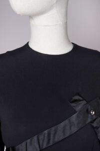 Vintage 1950s Black Silk Ribbon Bow Dress | S - Afbeelding 4
