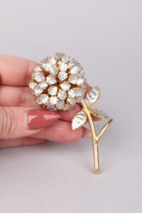 1960s Frosted Lucite Hydrangea Brooch - Afbeelding 2